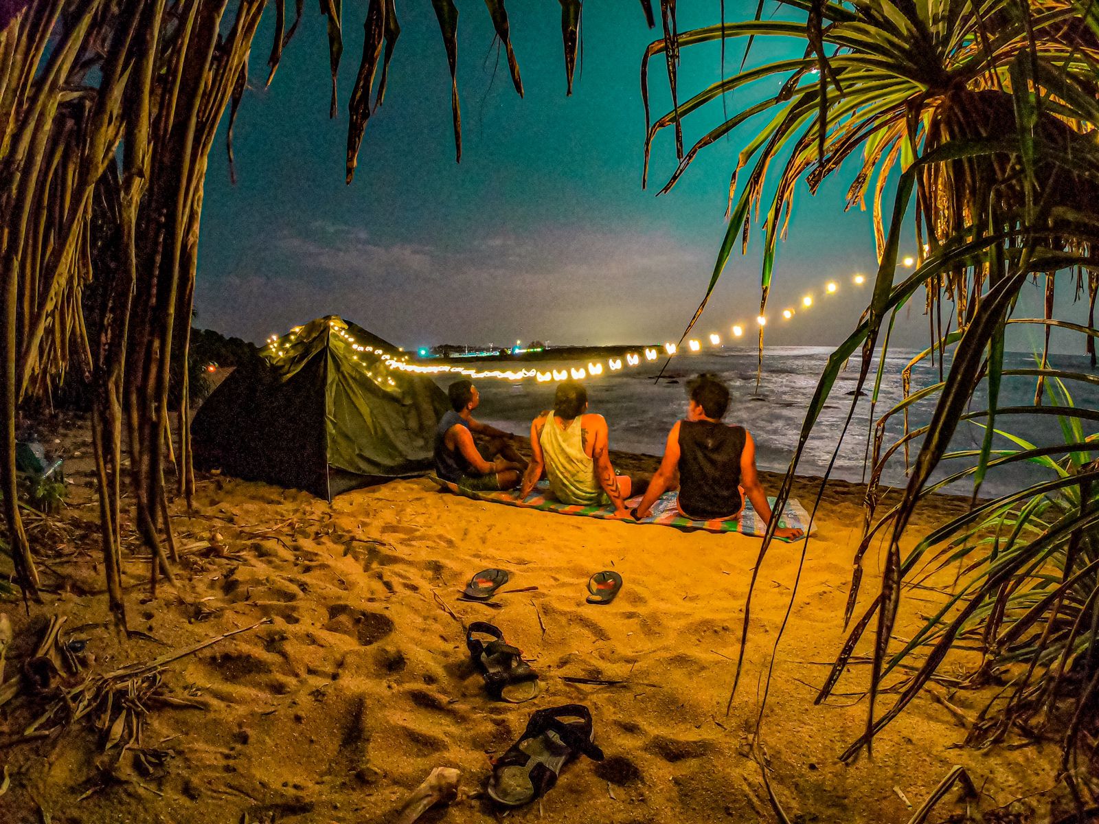  Ussangoda beach - campingrent.lk